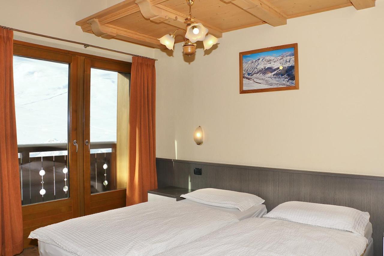 Casa Peri Lägenhet Livigno Exteriör bild