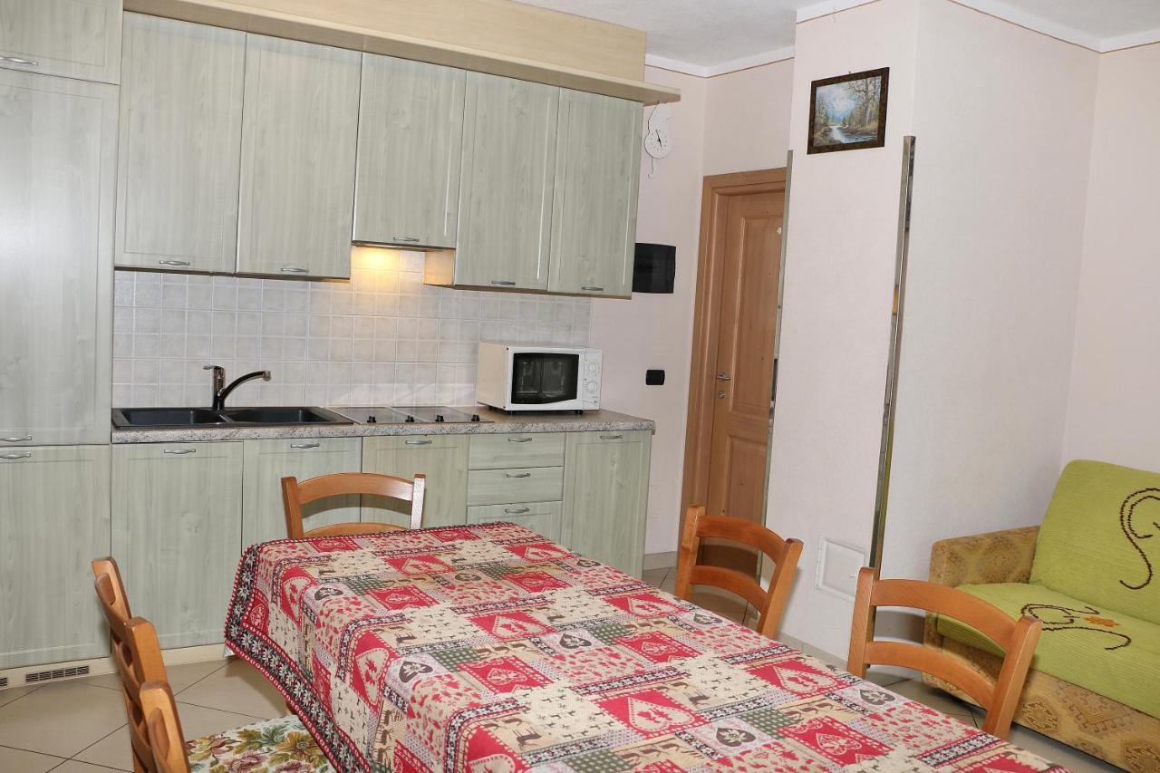 Casa Peri Lägenhet Livigno Exteriör bild