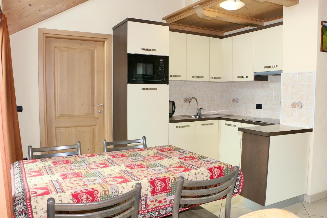 Casa Peri Lägenhet Livigno Exteriör bild