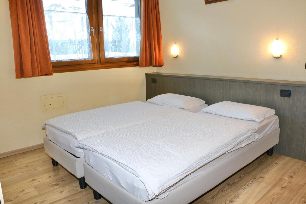 Casa Peri Lägenhet Livigno Exteriör bild