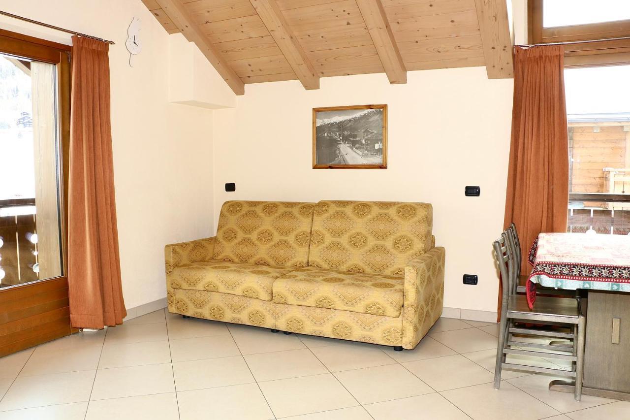 Casa Peri Lägenhet Livigno Exteriör bild